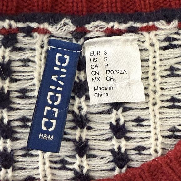 H&M Divided Fair Isle Sweater Small Navy Blue Red White Snowflake Wool Blend - Picture 12 of 12